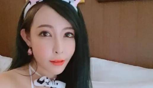 御姐女神翁雨澄 极品身材网红脸 最新OF视图流出