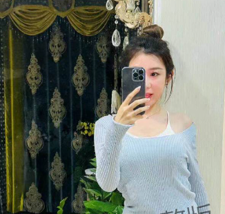 抖音 300W 超级大网红 婷婷与直男 爆爱  真反差
