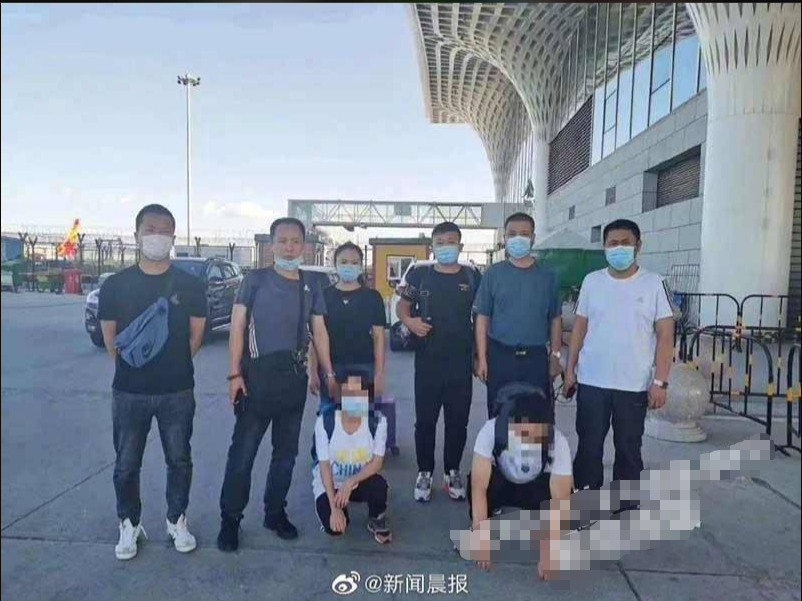 知名情色博主「亨利夫妇」陨落！90 后夫妻自导自演拍淫秽视频 获利 365 万 被判 10 年