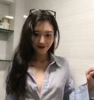 人妻曝光 已婚少妇 颜馥 背着老公在外偷情 还1聊赚钱