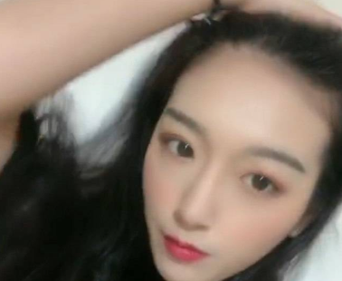 人妻曝光 已婚少妇 颜馥 背着老公在外偷情 还1聊赚钱