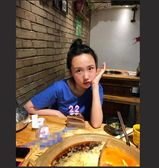 石家庄学院 大学生 李婷