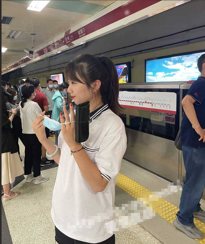 北京邮电大学 「邱斯曼」 饥渴少女索求无度 每天都要和男友进行