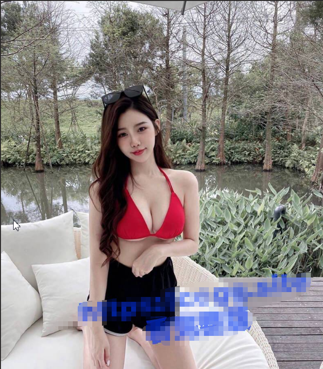 台湾高雄网红美女平面 Chloe Lin