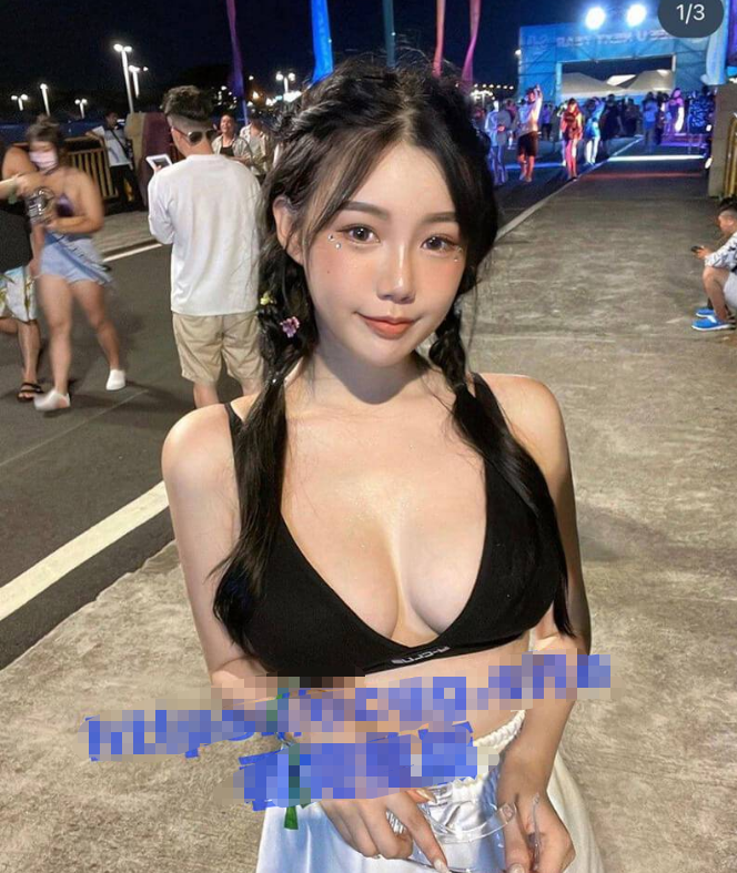 台湾高雄网红美女平面 Chloe Lin