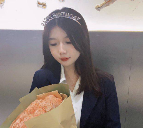 【全网独家】湖南娄底『李诗婷』手机维修被老板盗取私密视频外泄！