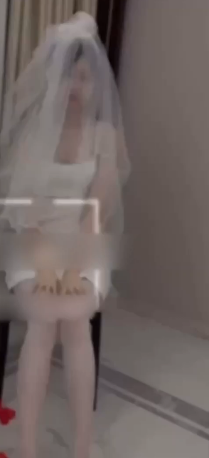 秀人网『绮里嘉』四部曲！修女之欲觉醒 — 新娘迷乱单身夜 — 香艳嫩模泡澡 — 超级英雄紧身衣
