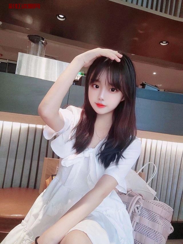 长沙师范大一学生  18岁   身高166