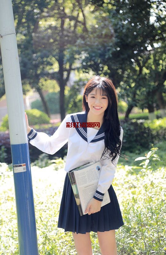 #长沙 环保学院在校生    小虎牙     0整纯天然 小v脸 肤白滑润 活泼 