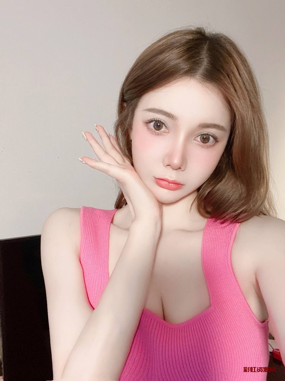 广州网红小提莫  清纯校花 皮肤雪白 ~~完美s型身材 温柔气质女神 女友feel