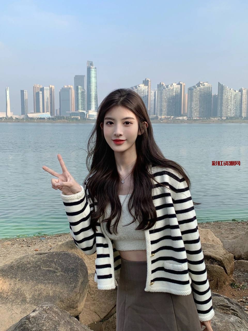 上海网红 YW 清纯可爱 懂礼貌  华师大美院大三校花