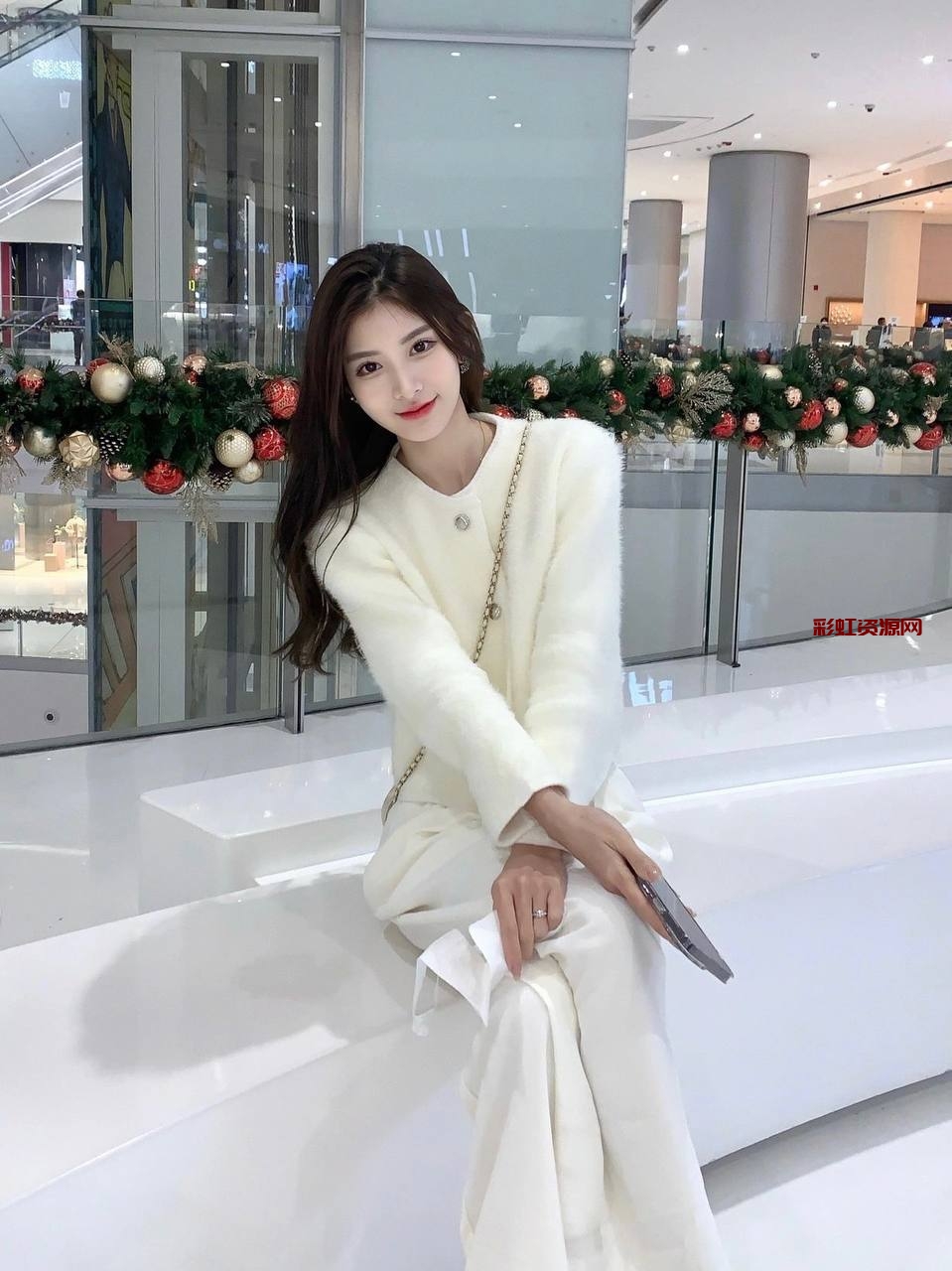 上海网红 YW 清纯可爱 懂礼貌  华师大美院大三校花
