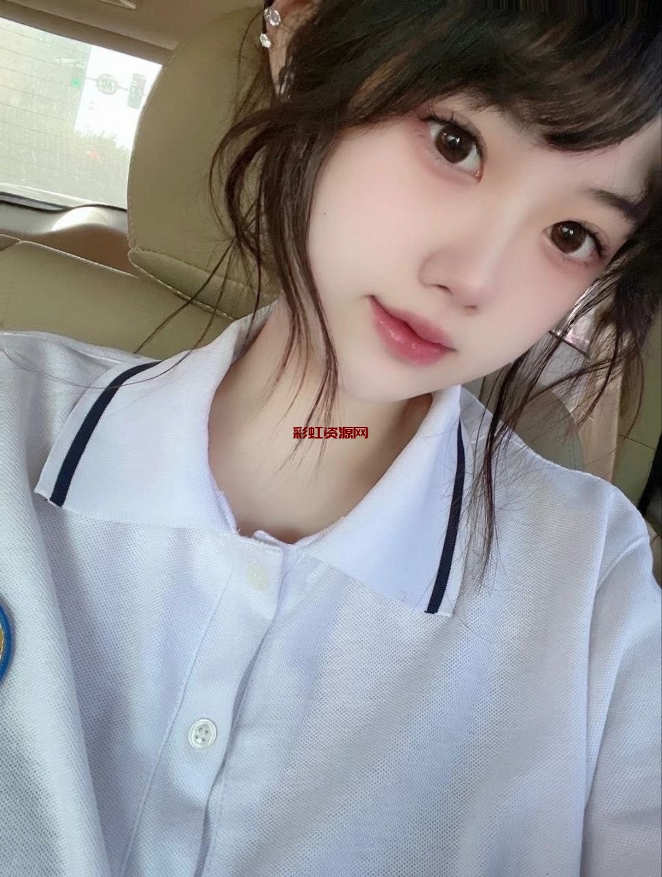 上海04年 大学校花 身高173 非常耐看的萌妹子