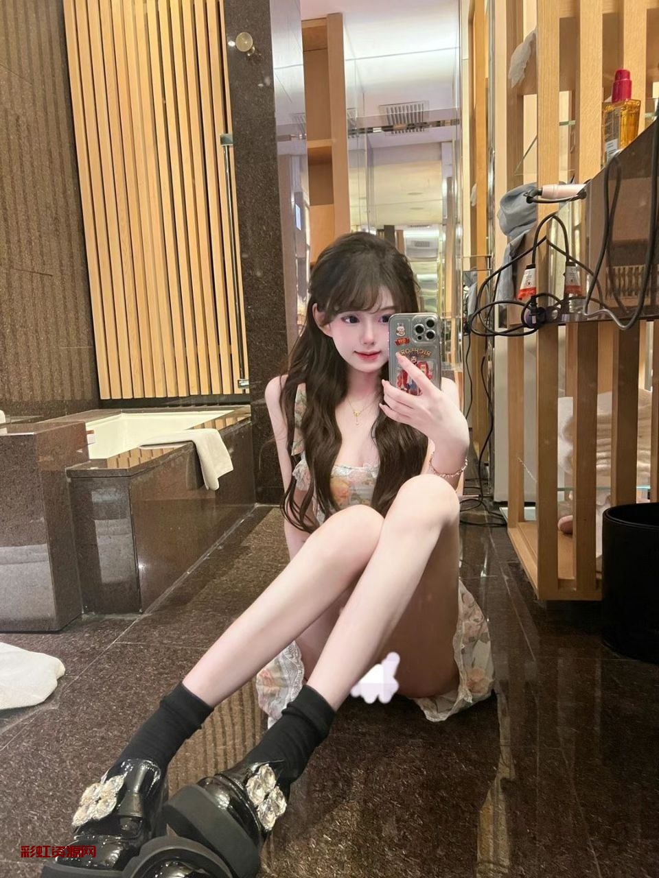 上海04年 大学校花 身高173 非常耐看的萌妹子