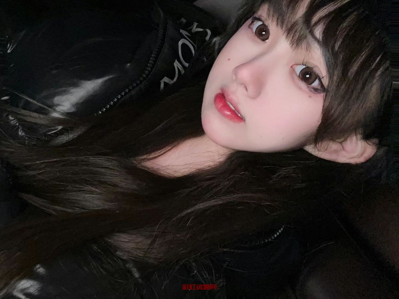 上海04年 大学校花 身高173 非常耐看的萌妹子