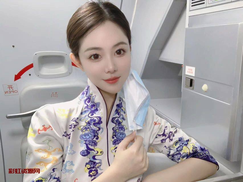 #深圳 #南山  ：99年空姐网红  身高175  陈漫妮