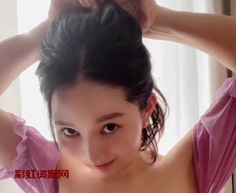 甜心少妇反差『Rikako』！优雅气质颜值高 甜美笑容让人沉醉