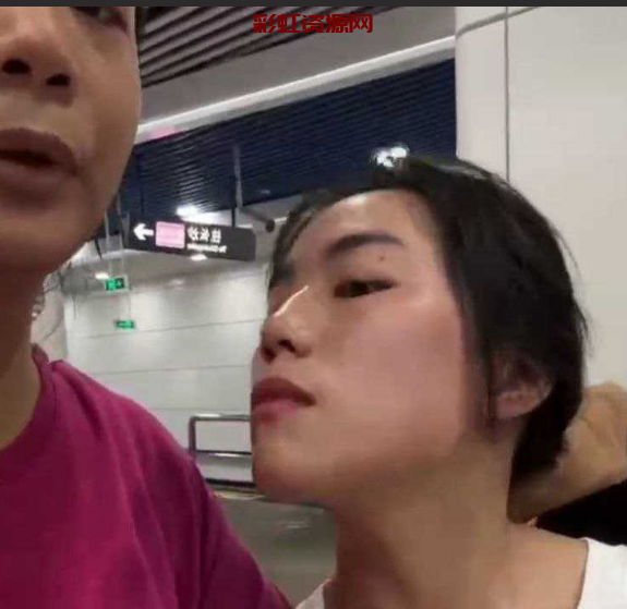 西安明星幼儿园老师「姜灵」出轨学生家长 被在医院照顾老人的原配发现后抓头发游街示众！