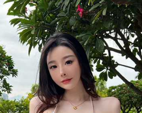 美女小逗逗 潜入盲人推拿馆与师傅互动！