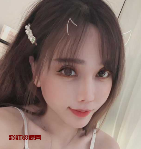 90 后宅男女神网红嫩模 艾小青