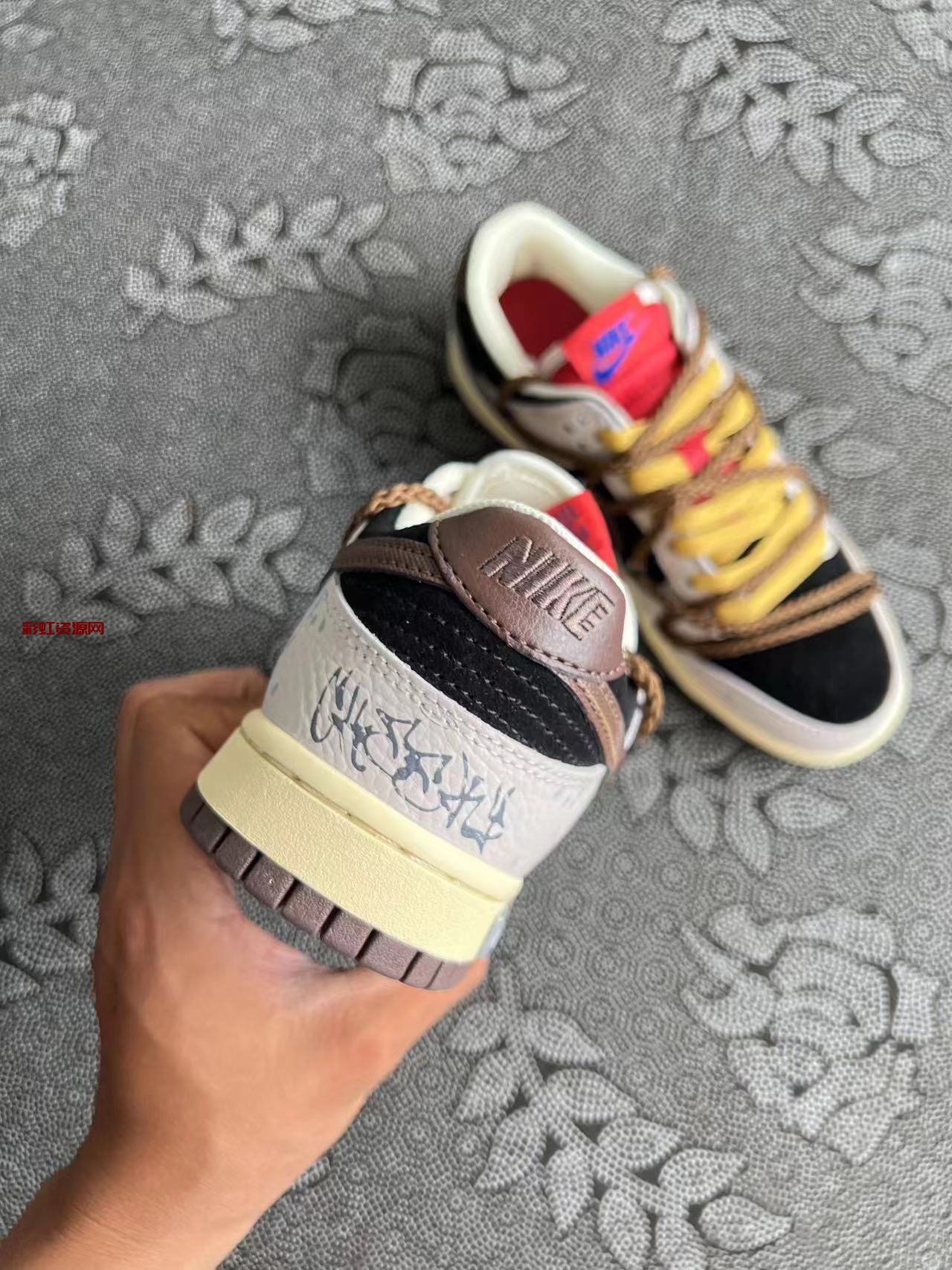 Nike Dunk Low 熊猫恶作剧 街头涂鸦 熊猫泼墨低帮板鞋 黑粽色?