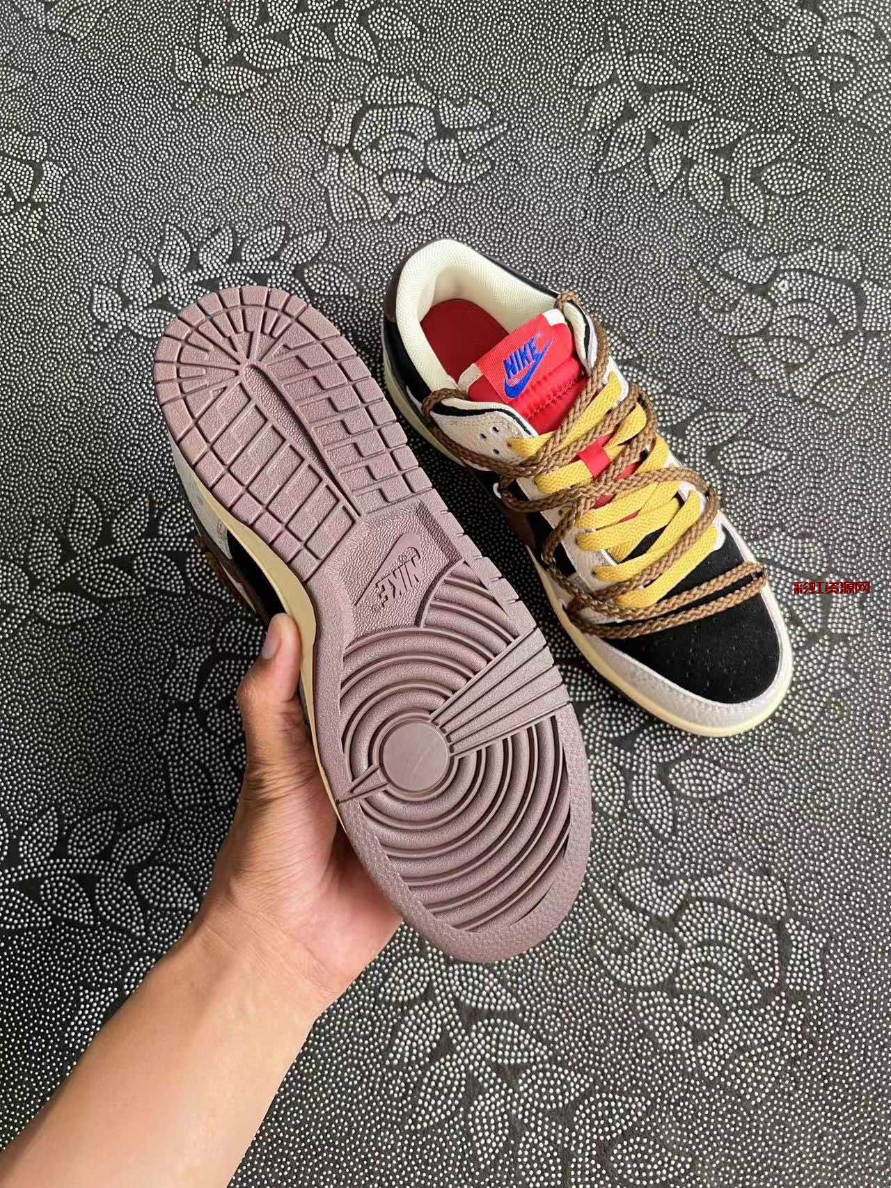 Nike Dunk Low 熊猫恶作剧 街头涂鸦 熊猫泼墨低帮板鞋 黑粽色?