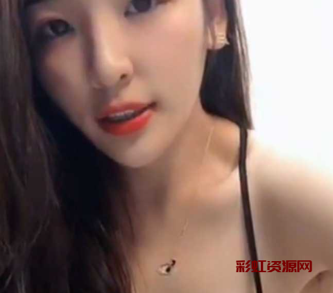 西安大学艺术生 大1女神 清纯校花 李娅