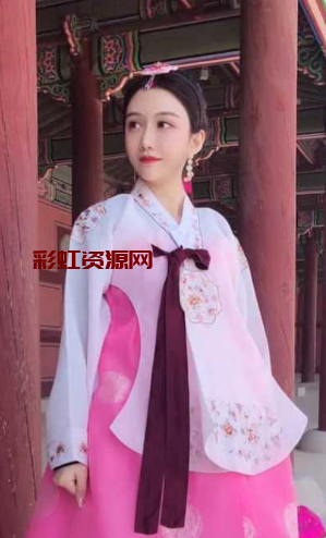 西安大学艺术生 大1女神 清纯校花 李娅