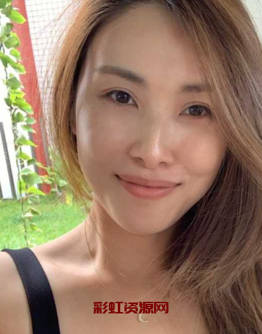 台湾极品模特长腿高颜值女友