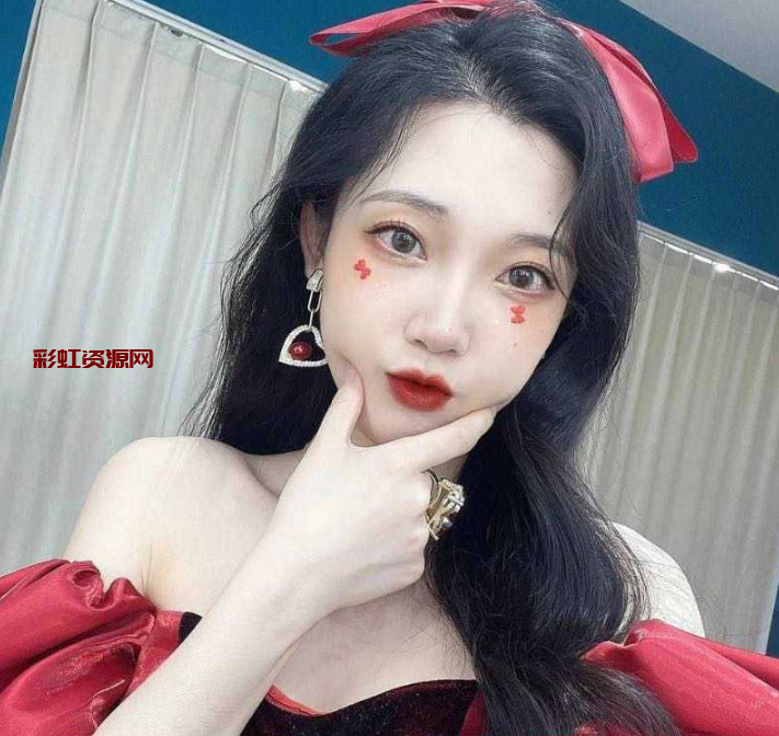 【微博网红又又又出事了！！！】微博「爱依豆宝」被男友曝光