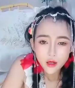 清纯可爱小美女 极限挑战