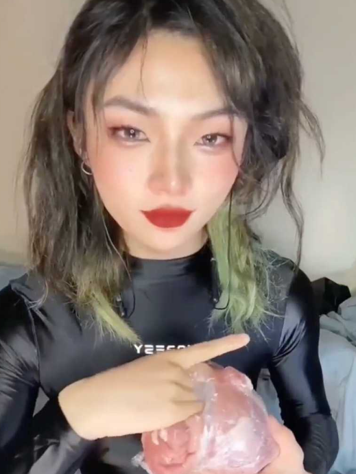 娘网红 牛子妹妹 应粉丝要求尝试
