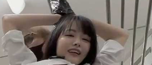 OnlyFans 甜美女神 『Yuahenta』 地铁上被男友