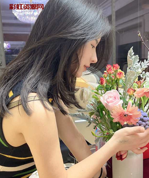 高颜值气质中国顶尖  露脸女王 晨晨女王