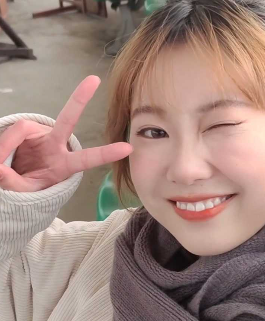 将女神范的姐姐迷醉晕倒之后 平日里的姐姐