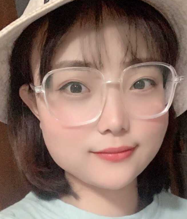 瓜友真实分享 自家外表清纯的  微胖小坦克