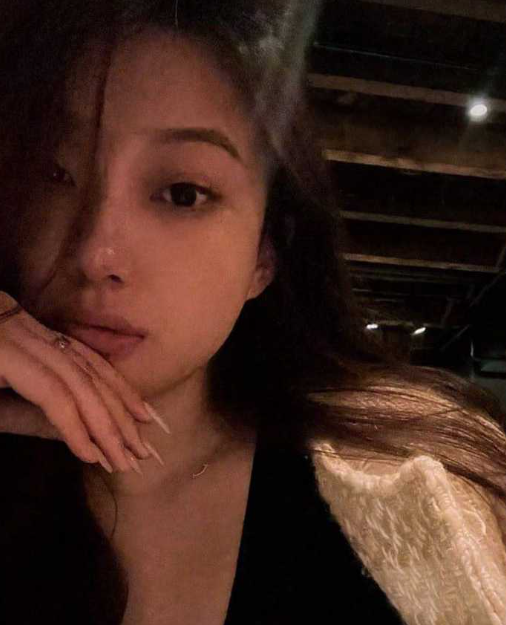 山东泰安反差留学生被曝光！xn小名媛已开 在云南名宿参加过多次