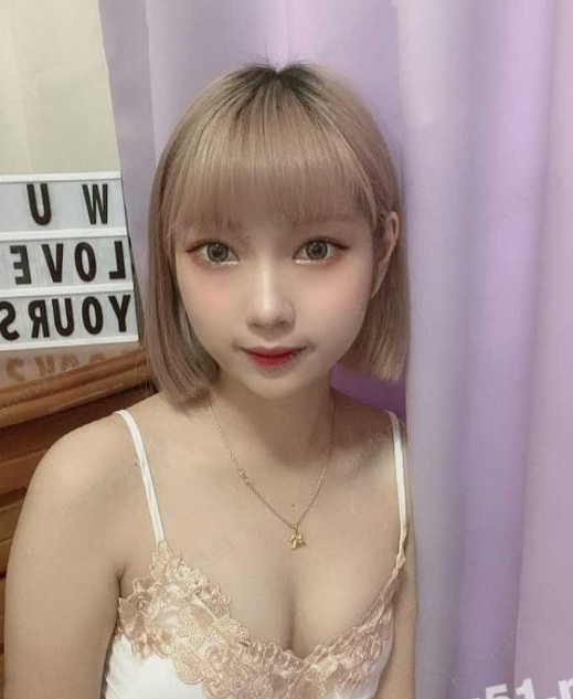 湾湾情侣泄密！超漂亮小学妹 夏萌瑜