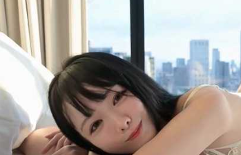 最美媚态蜜汁嫩鲍美少女 yuahentai 新作 城市天际线真美
