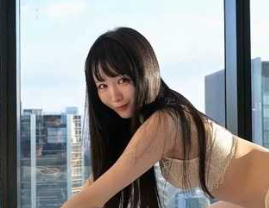 最美媚态蜜汁嫩鲍美少女 yuahentai 新作 城市天际线真美
