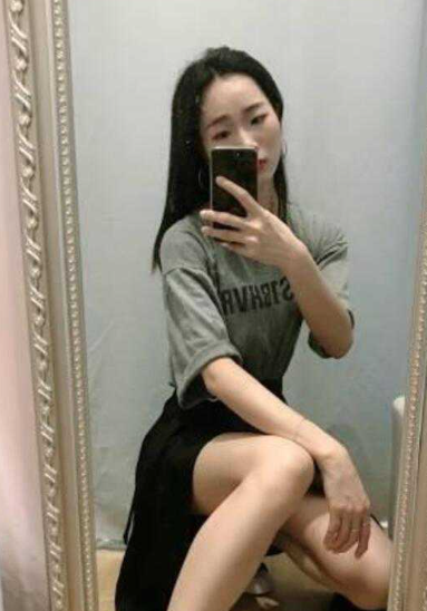 杭州长腿美女保险员 黄思艳 和男友
