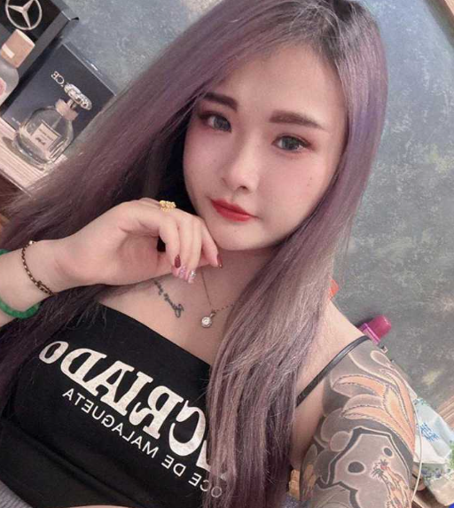 越南 胡志明市 极品G杯反差1纹身美女 吟吟