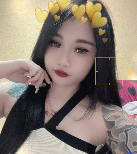 越南 胡志明市 极品G杯反差1纹身美女 吟吟