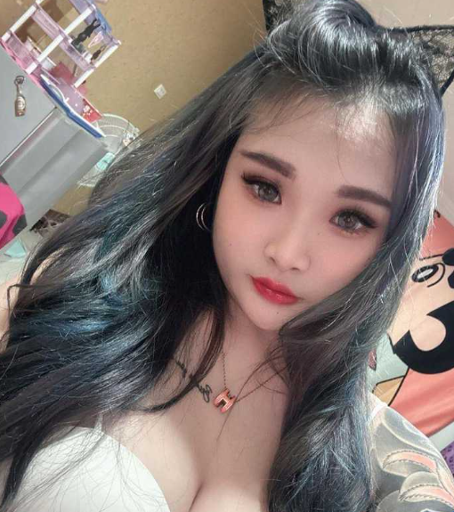 越南 胡志明市 极品G杯反差1纹身美女 吟吟