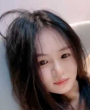 肤白貌美的极品少女