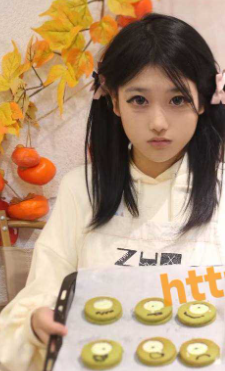独家曝光广西玉林一 黄鸿微 17岁辍学跟人同居还瞒着男友