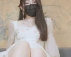Onlyfans台北娜娜新作 交换女友 霸气女王和黑色1牛战袍和轮番上阵 两种风格 氛围感拉满