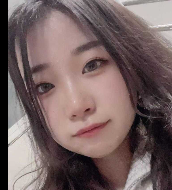 0775线下认识的已婚幼师！年纪不大但已成孩子妈
