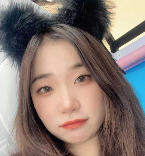 0775线下认识的已婚幼师！年纪不大但已成孩子妈