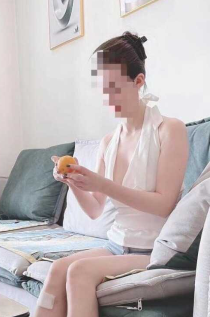 最美瑜伽嫂子和大哥吵架 大嫂彻底伤心了 要跟大哥离婚